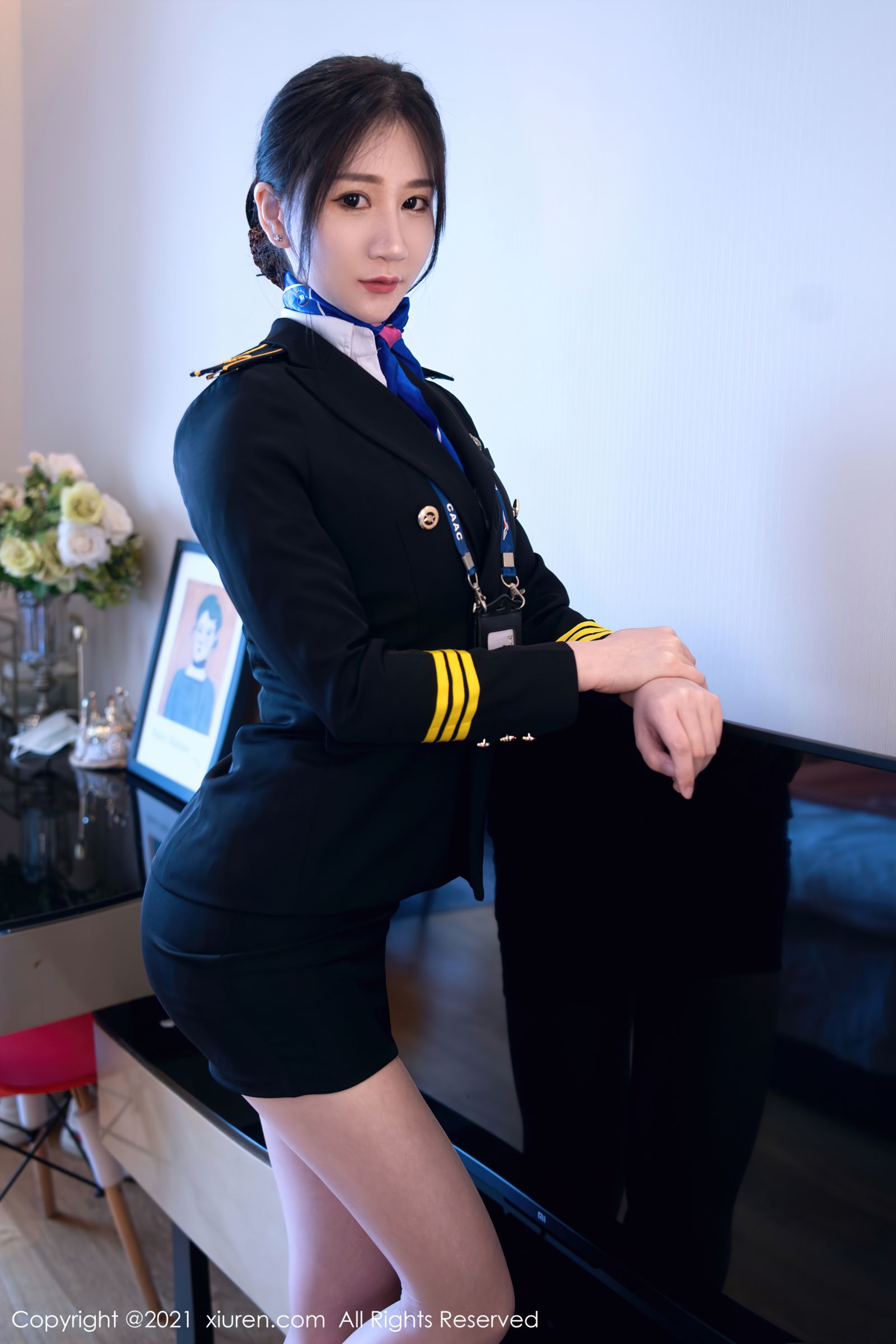 [XiuRen秀人网]-No.3839-顾乔楠-制服机长长发飘逸-